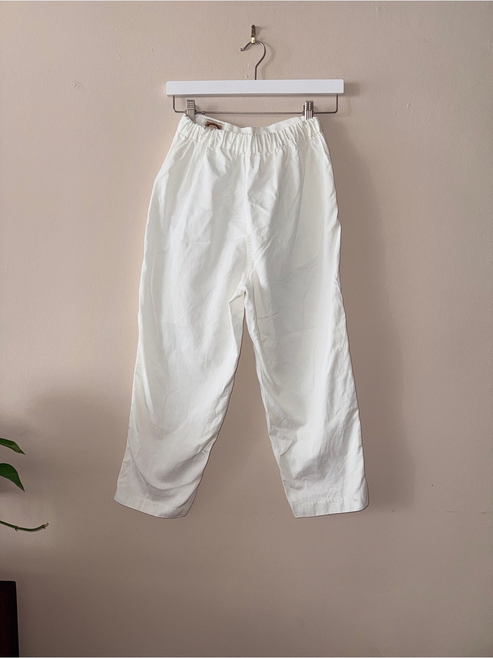 Banana Republic VINTAGE - 1980's Mill Valley Tag White Capri Pants - Medium